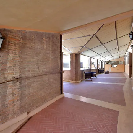 ピアッツェッタ マルグッタ *