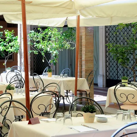 Piazzetta Margutta - My Extra *