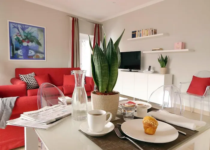 Piazzetta Margutta - My Extra *