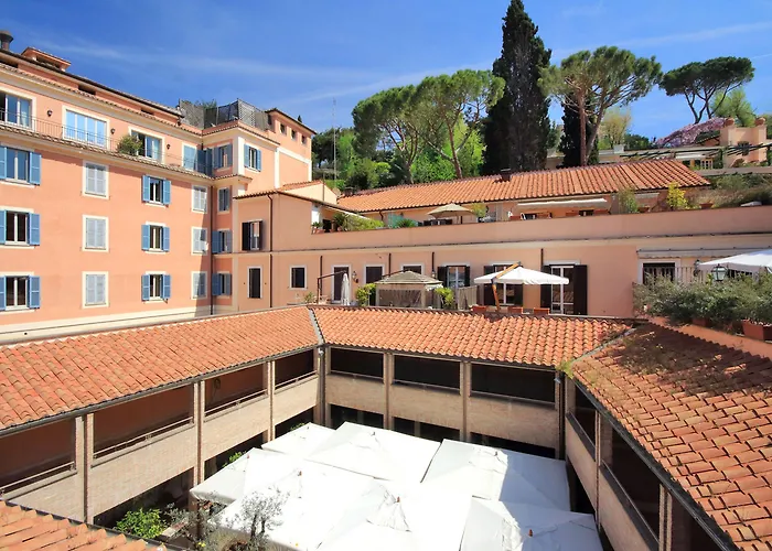 Piazzetta Margutta - My Extra * Rom