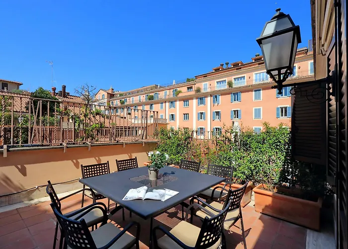 Piazzetta Margutta - My Extra *