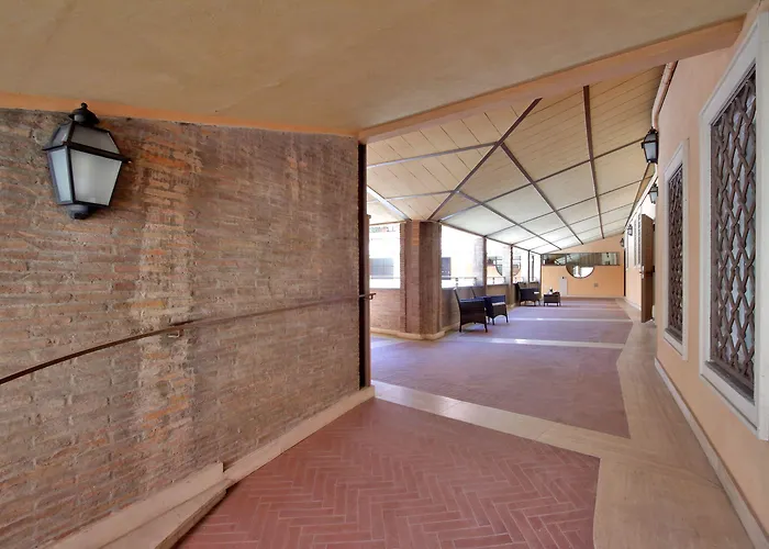 Piazzetta Margutta - My Extra *