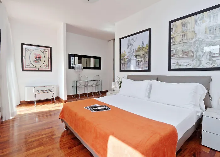 Piazzetta Margutta - My Extra Rom