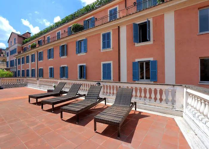 Piazzetta Margutta - My Extra *