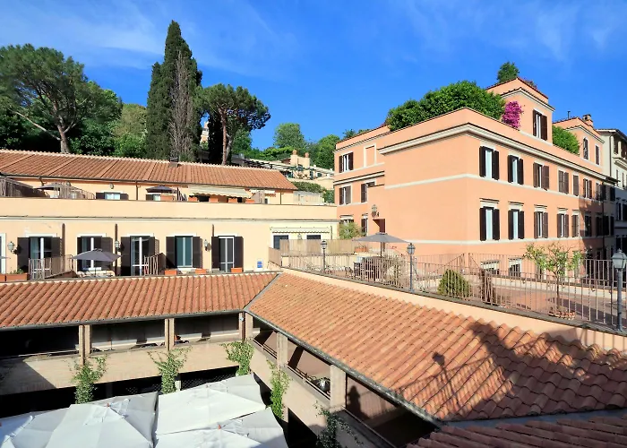 Piazzetta Margutta - My Extra